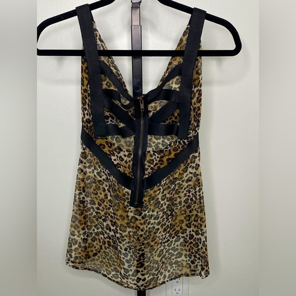 LaRok Tops - LaRok Women Leopard print with black Strappy Elastic and bronze zipper Cami Top